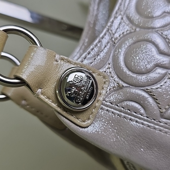 Coach Mia Embossed Creme Metallic  Top Zip Satchel Bag EUC - Picture 4 of 16